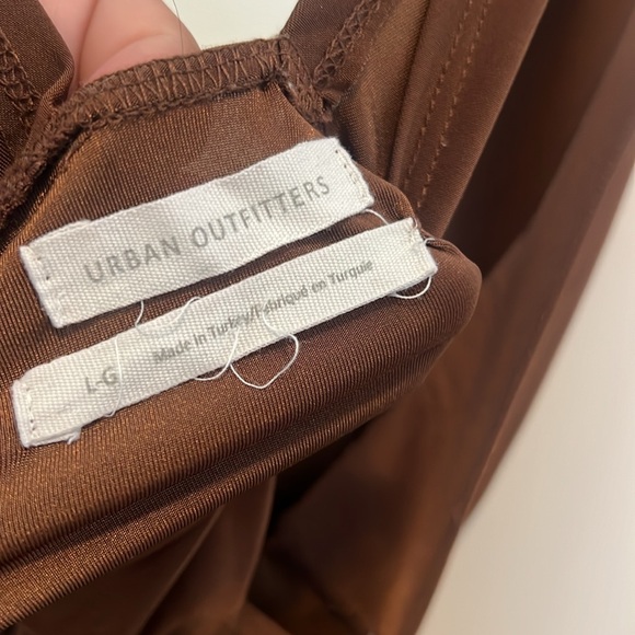 ☀️Urban Outfitters Women's Brown Crop-top☀️ - Picture 8 of 8